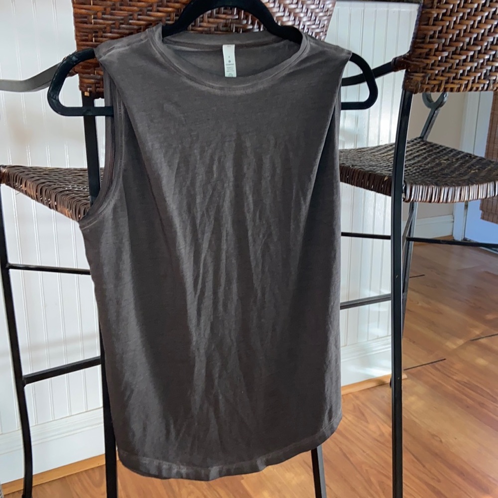 Lulu Lemon muscle tank size 4z